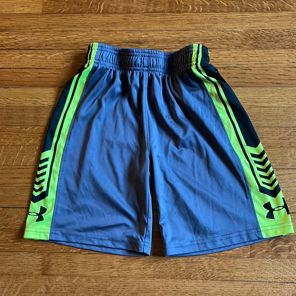 Boys Under Armour shorts